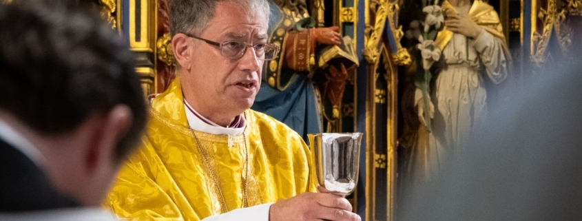 Bishop Steven leads Communion at Christ Church Cathedral, Oxford